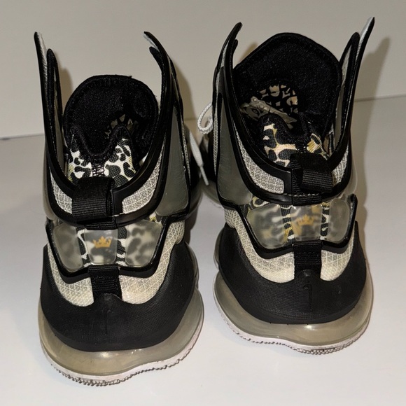NIKE LEBRON 19 XIX BASKETBALL SHOES Size 10 - Picture 4 of 5